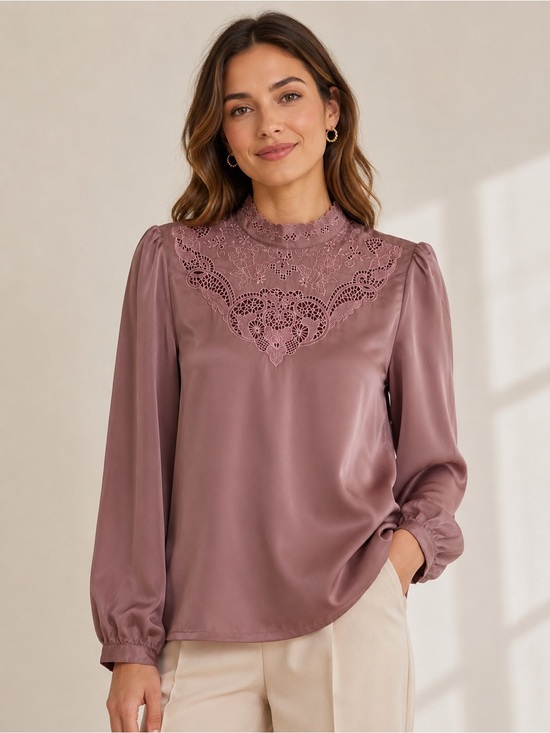 ms. robinson Tops - Vintage Ms. Robinson’s Dusty Pink Lace Embroidered Blouse Fits S M